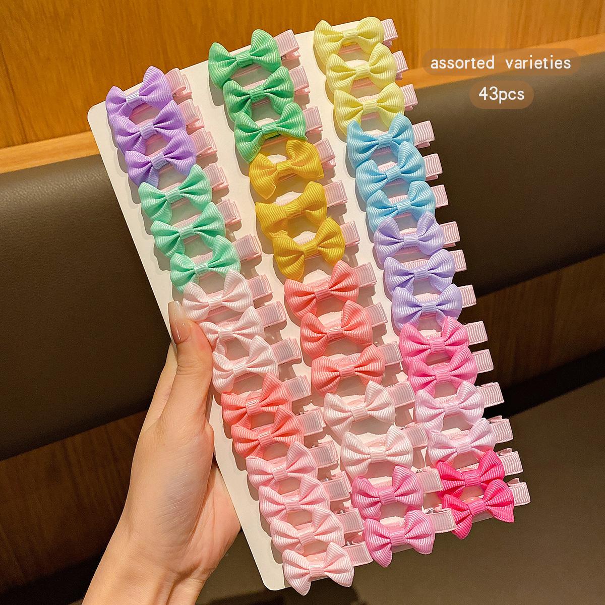 43 color random bow hair clips Korean version sweet hair accessory
43 color random bow hair clips Korean version sweet hair accessory