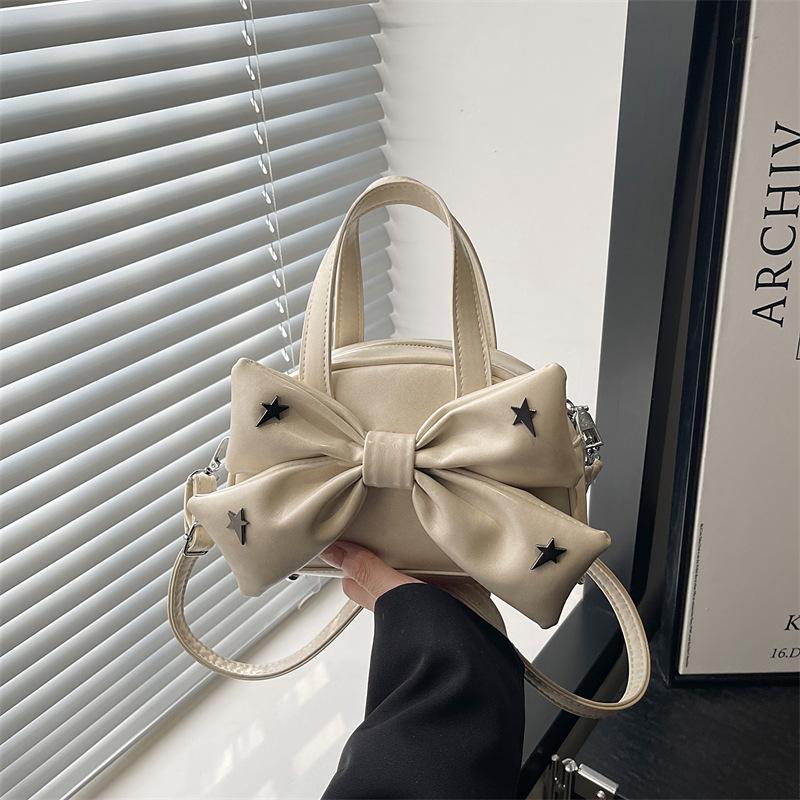 Sweet Cool Style Star Bow Shoulder Bags for Women Textured Ladies Pu Leather Crossbody Bag Solid Color Female Bowling Handbags бежевый
Sweet Cool Style Star Bow Shoulder Bags for Women Textured Ladies Pu Leather Crossbody Bag Solid Color Female Bowling Handbags бежевый