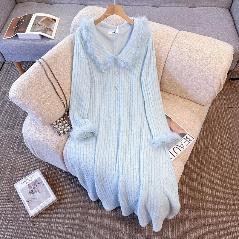 Plus-size Women s Fall/winter Slimming Knitted Dress, Versatile Long Dress, Long-sleeved Inner Layer Dress 6XL синій
Plus-size Women s Fall/winter Slimming Knitted Dress, Versatile Long Dress, Long-sleeved Inner Layer Dress 6XL синій