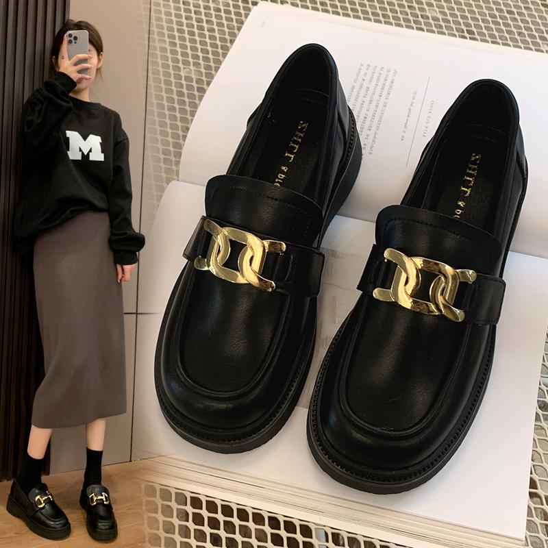 1998-4 College style small leather shoes spring new loafers widened and fattened large size women s shoes 41-43 43 чорний
1998-4 College style small leather shoes spring new loafers widened and fattened large size women s shoes 41-43 43 чорний