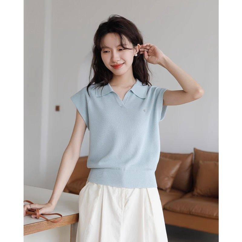 Womens Solid Color Polo Neck Knit Sleeveless Blouse S синій
Womens Solid Color Polo Neck Knit Sleeveless Blouse S синій