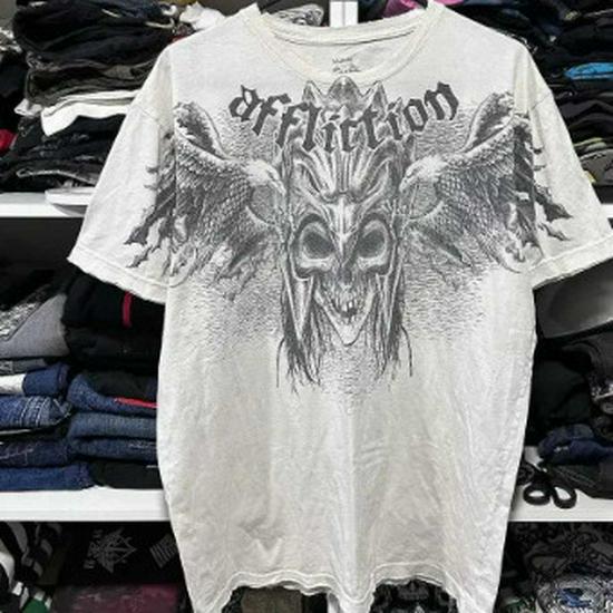 2024 New White Devil Wings Loose Fit Crew Neck T-Shirt XL 
2024 New White Devil Wings Loose Fit Crew Neck T-Shirt XL