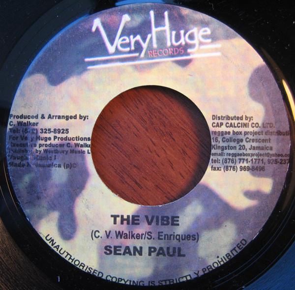 7inch Record SEAN PAUL / THUGAWAR - The Vibe / Dark & Blue NONE Very Huge Recor 2004 Jamaica Reggae, Ska & Dub Used
7inch Record SEAN PAUL / THUGAWAR - The Vibe / Dark & Blue NONE Very Huge Recor 2004 Jamaica Reggae, Ska & Dub Used