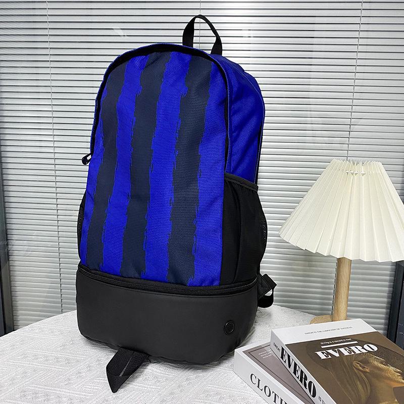 Мужской красочный многофункциональный футбольный тренировочный рюкзак с отделением для обуви и большой вместимостью 20-35L чёрный/синий
Мужской красочный многофункциональный футбольный тренировочный рюкзак с отделением для обуви и большой вместимостью 20-35L чёрный/синий