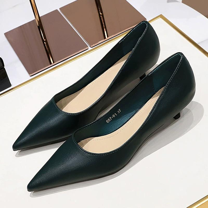 туфли-лодочки с острым носком на среднем каблуке 4 см Стилетты Профессия OL Офисная обувь на низком каблуке женская обувь Каблуки-рюмочки Туфли Леди 35