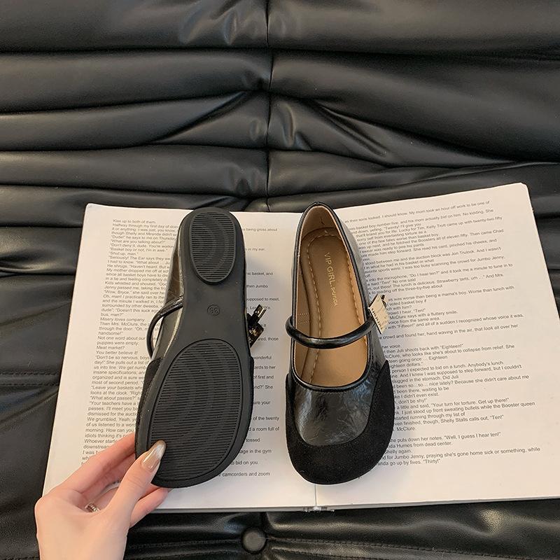 Mary Jane shoes women s shoes 2025 spring and autumn new soft sole non-slip soft surface word with shallow mouth single shoes with skirt 40 бордовий
Mary Jane shoes women s shoes 2025 spring and autumn new soft sole non-slip soft surface word with shallow mouth single shoes with skirt 40 бордовий