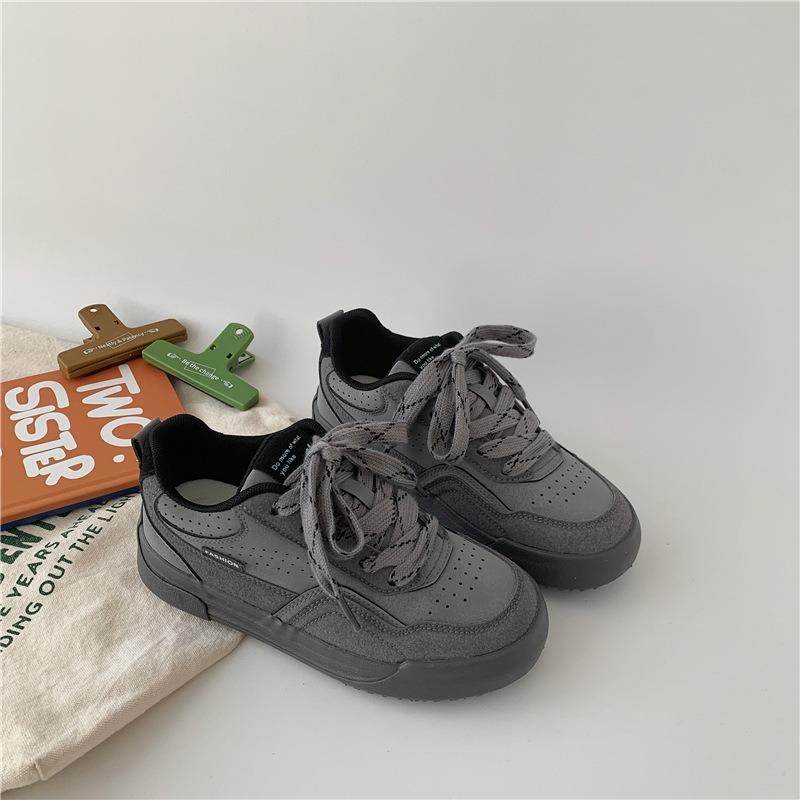 Классические универсальные маленькие белые туфли женские осенние новые универсальные нишевые ретро платформа спортивные повседневные кеды 40
Классические универсальные маленькие белые туфли женские осенние новые универсальные нишевые ретро платформа спортивные повседневные кеды 40