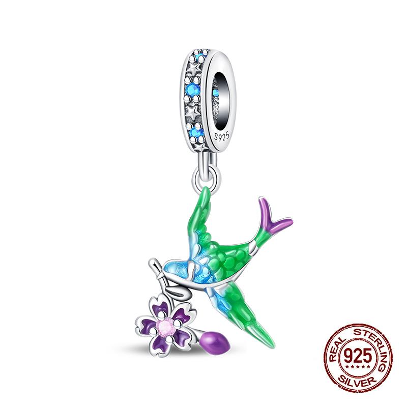 Весна Новые Медные Перья Цветы Попугай Птица Шармы Бусины Подходят 3 мм Оригинальные Браслеты Изысканные DIY Ювелирные Изделия Подарок
Весна Новые Медные Перья Цветы Попугай Птица Шармы Бусины Подходят 3 мм Оригинальные Браслеты Изысканные DIY Ювелирные Изделия Подарок