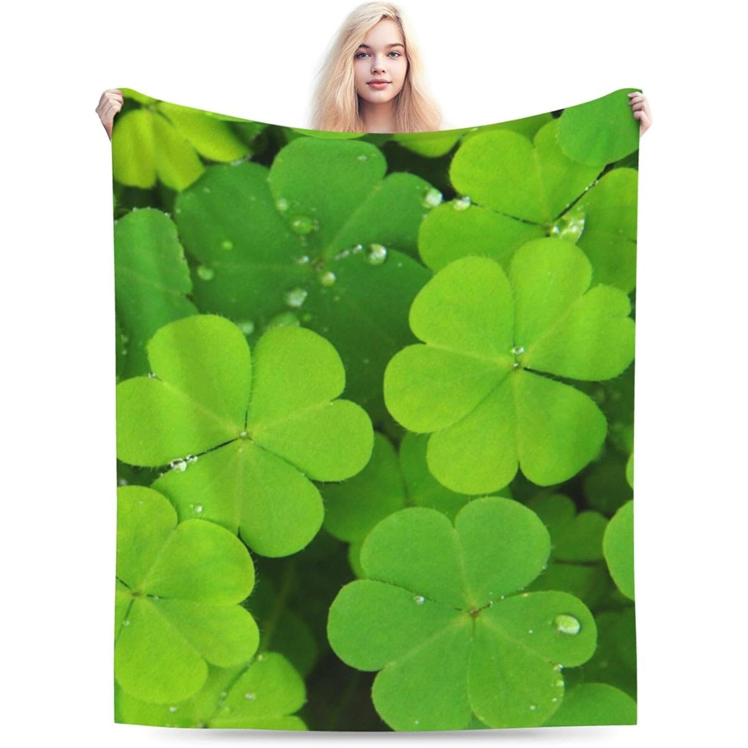 Green Leaf Blanket - Soft Plush Giant Leaf Blanket, Leaves Design for Bed, Couch and Sofa - Accent for Plant Lovers (Green, 40 75x90cm
Green Leaf Blanket - Soft Plush Giant Leaf Blanket, Leaves Design for Bed, Couch and Sofa - Accent for Plant Lovers (Green, 40 75x90cm