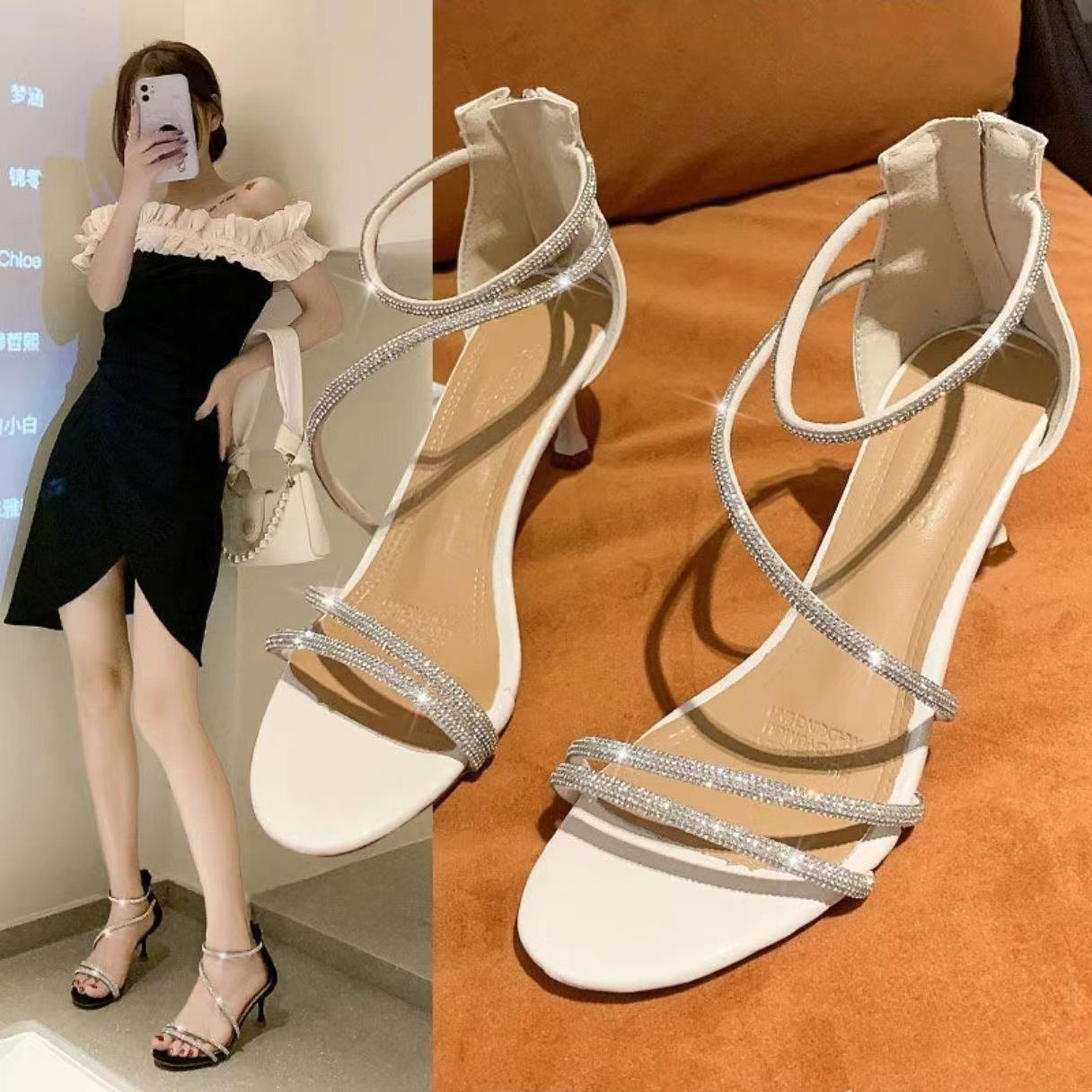 One word with Roman sandals women s popular buckle new high-heeled rhinestones fairy wind stiletto high heels women s summer sandals 39 леопард друку кольору
One word with Roman sandals women s popular buckle new high-heeled rhinestones fairy wind stiletto high heels women s summer sandals 39 леопард друку кольору
