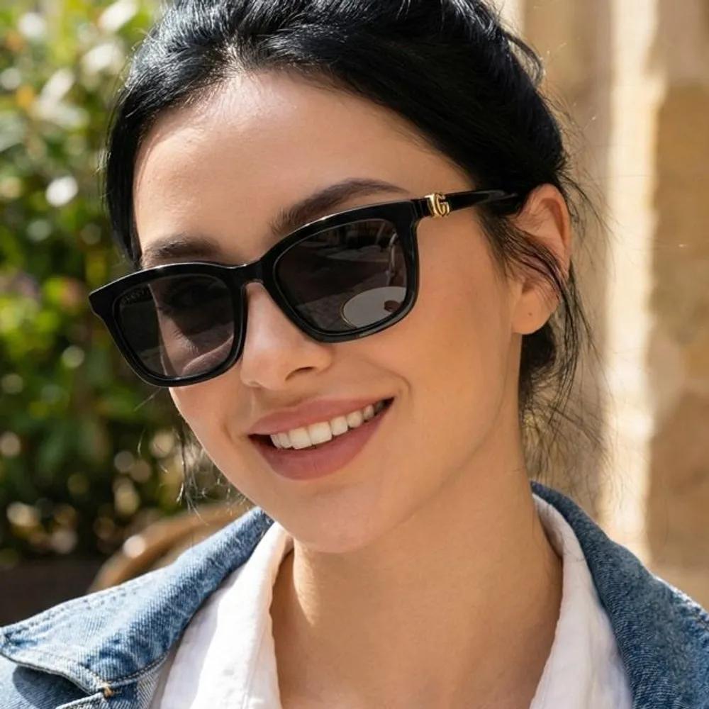 Gucci Sunglasses GG1596SK 001 Black Square Horn-rimmed Logo Fashion
Gucci Sunglasses GG1596SK 001 Black Square Horn-rimmed Logo Fashion