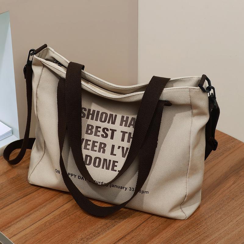 Полотняна сумка Нішева сумка Жіноча сумка Кросбоді Тоут Універсальна Велика місткість Трендова Студентська сумка на плече
Полотняна сумка Нішева сумка Жіноча сумка Кросбоді Тоут Універсальна Велика місткість Трендова Студентська сумка на плече