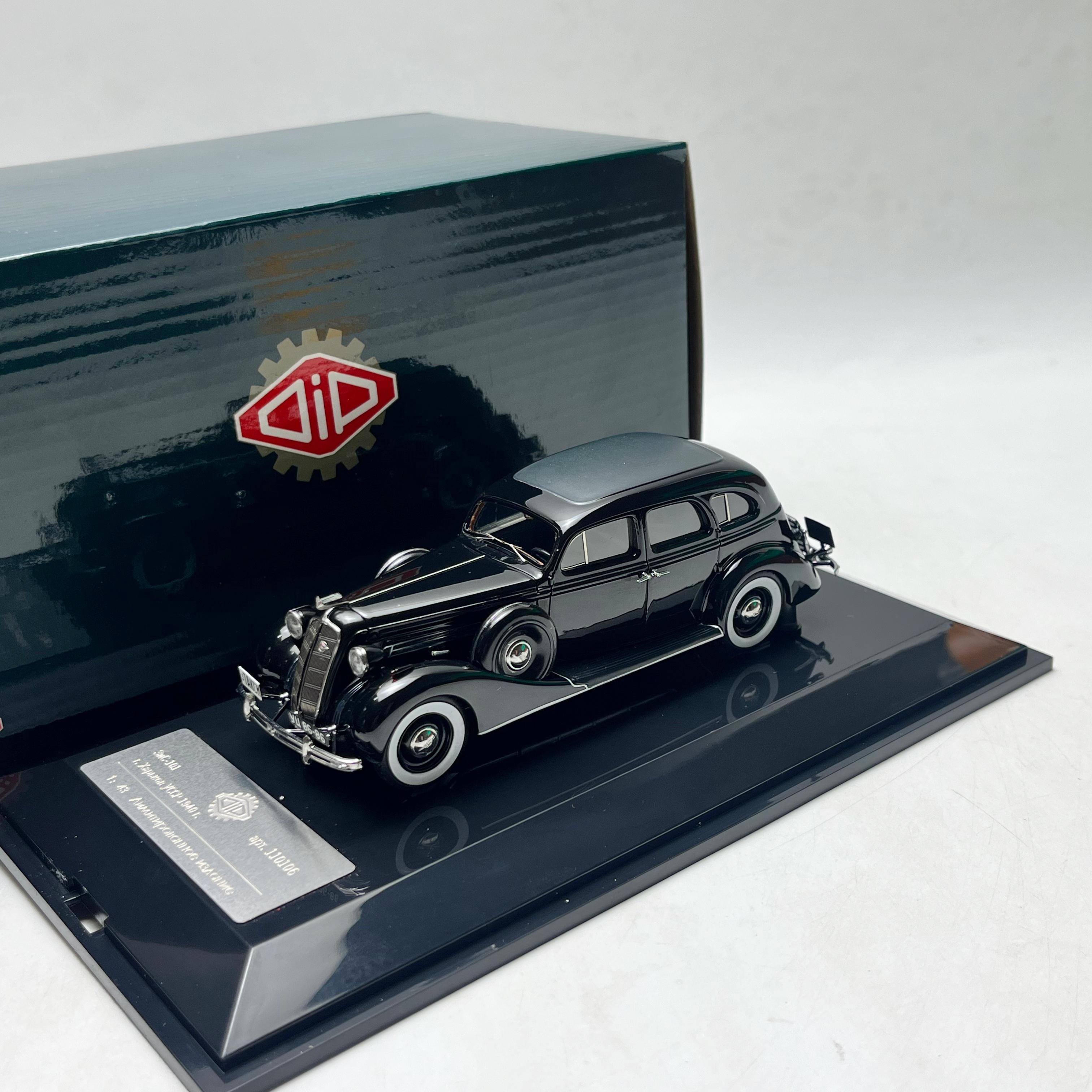 Занурення 1/43 масштабу ЗІС-101 Люкс седан у Москві, Радянський Союз Колекціонування та демонстрація імітованих смоляних моделей автомобілів чорний
Занурення 1/43 масштабу ЗІС-101 Люкс седан у Москві, Радянський Союз Колекціонування та демонстрація імітованих смоляних моделей автомобілів чорний