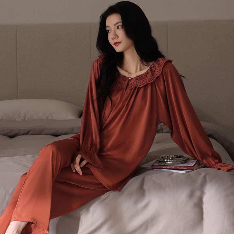 French simple temperament pajamas women s long sleeves spring and autumn summer V-neck silk ice silk black loungewear new thin 3xl recommended 80-90kg
French simple temperament pajamas women s long sleeves spring and autumn summer V-neck silk ice silk black loungewear new thin 3xl recommended 80-90kg