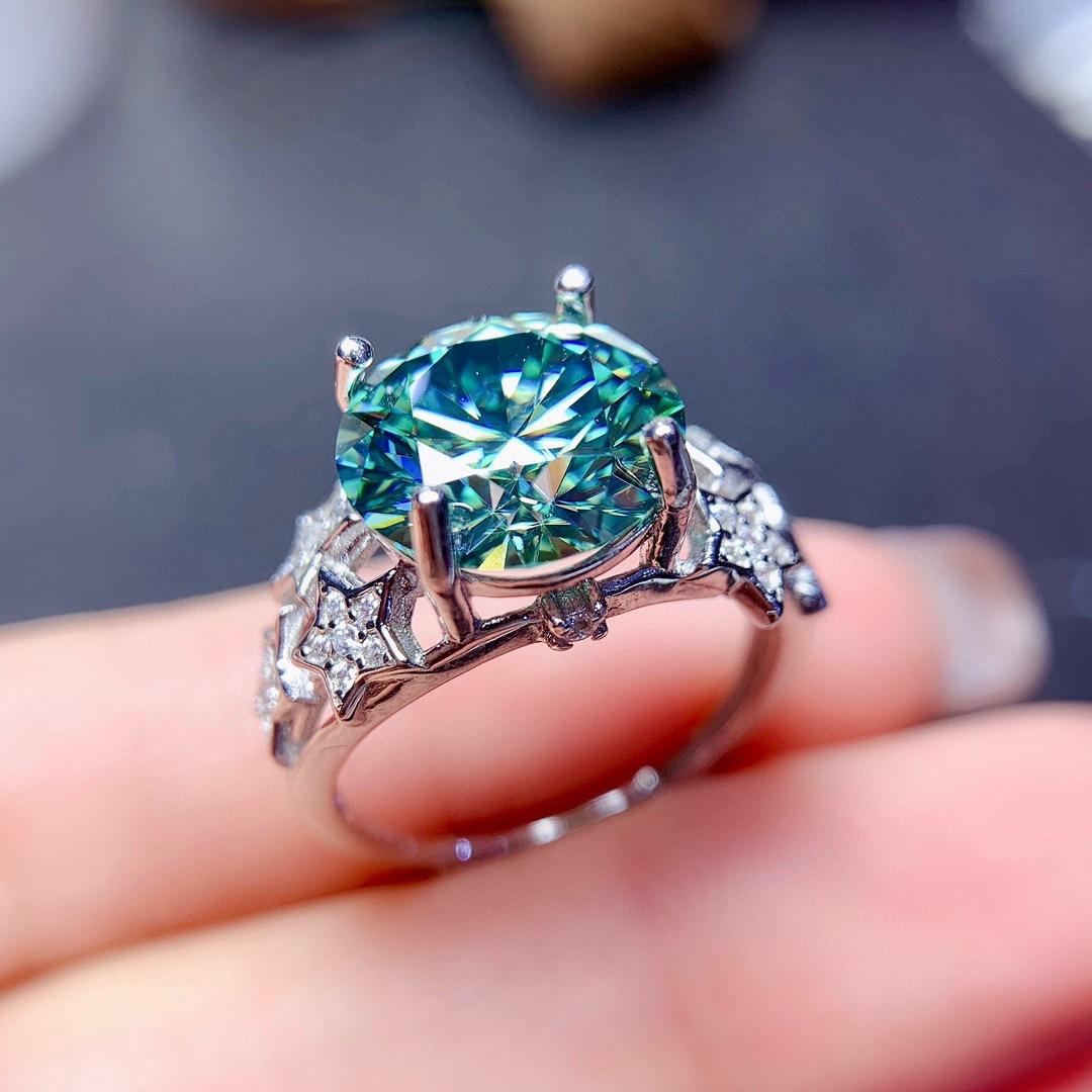 925 Silver Star Full Set with Tiny Gemstones and Colored Stones - 5-carat Large-particle Paraiba High-carbon Diamond Women Ring One Size
925 Silver Star Full Set with Tiny Gemstones and Colored Stones - 5-carat Large-particle Paraiba High-carbon Diamond Women Ring One Size