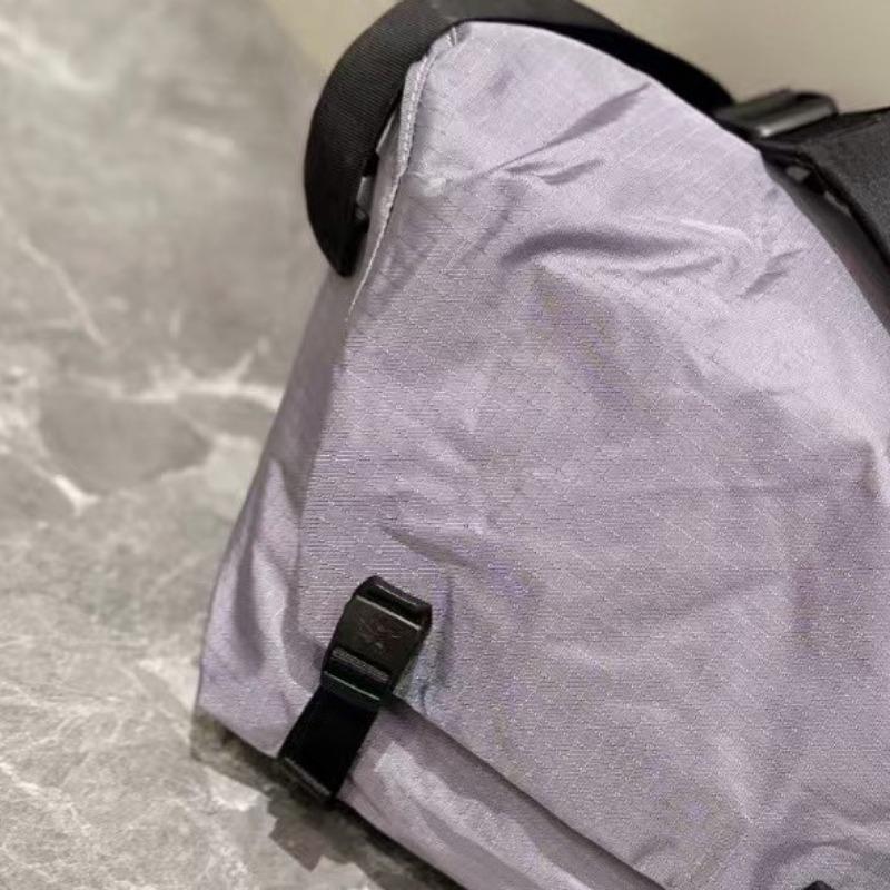New High-capacity, Lightweight, Portable Leisure Travel Multi-purpose Bag, Mailman Charter Flight, Windproof, Waterproof Outdoor фіолетовий
New High-capacity, Lightweight, Portable Leisure Travel Multi-purpose Bag, Mailman Charter Flight, Windproof, Waterproof Outdoor фіолетовий