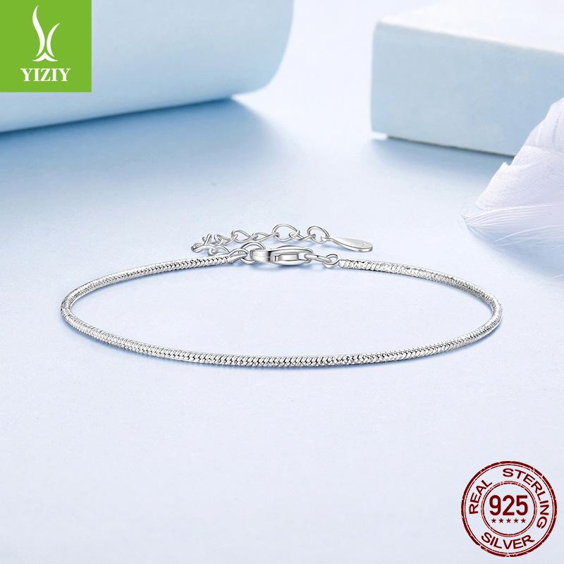 Simple Light Luxury S925 Sterling Silver Bracelet Snake Bone Chain Men S And Women S Exquisite Versatile Bracelet Jewelry 925 silver
Simple Light Luxury S925 Sterling Silver Bracelet Snake Bone Chain Men S And Women S Exquisite Versatile Bracelet Jewelry 925 silver