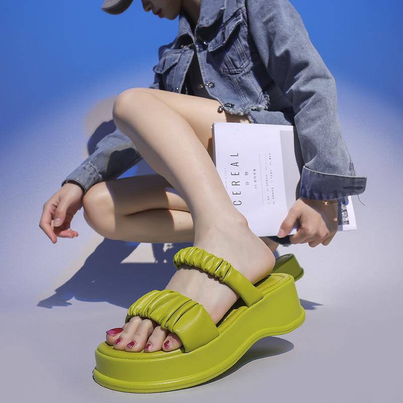 New flat-bottomed slippers women s 2025 summer cool slippers girls wear fashion platform beach shoes women s casual women s shoes 40 білий
New flat-bottomed slippers women s 2025 summer cool slippers girls wear fashion platform beach shoes women s casual women s shoes 40 білий