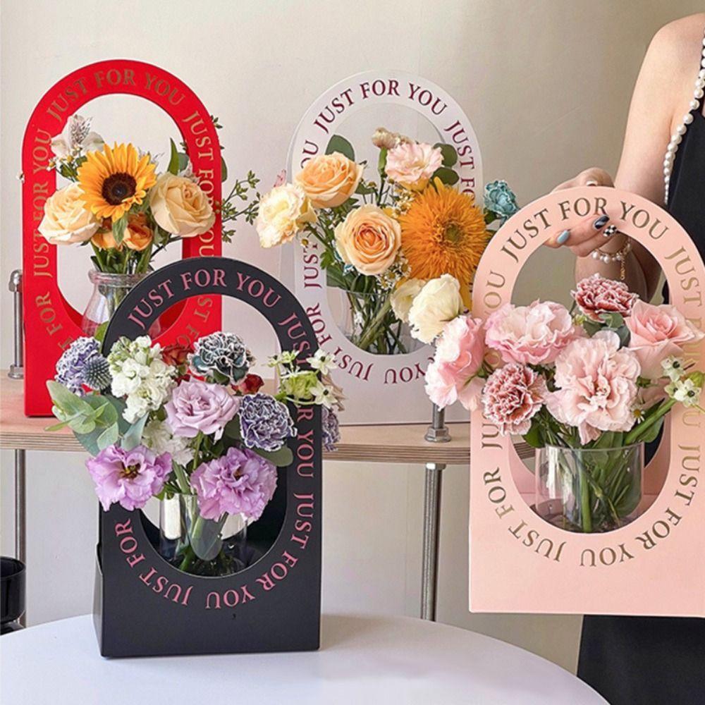 Handheld Portable Flower Basket Paper Gift Bag Flowers Bouquet Wrapping Box Home Decor Gift білий
Handheld Portable Flower Basket Paper Gift Bag Flowers Bouquet Wrapping Box Home Decor Gift білий