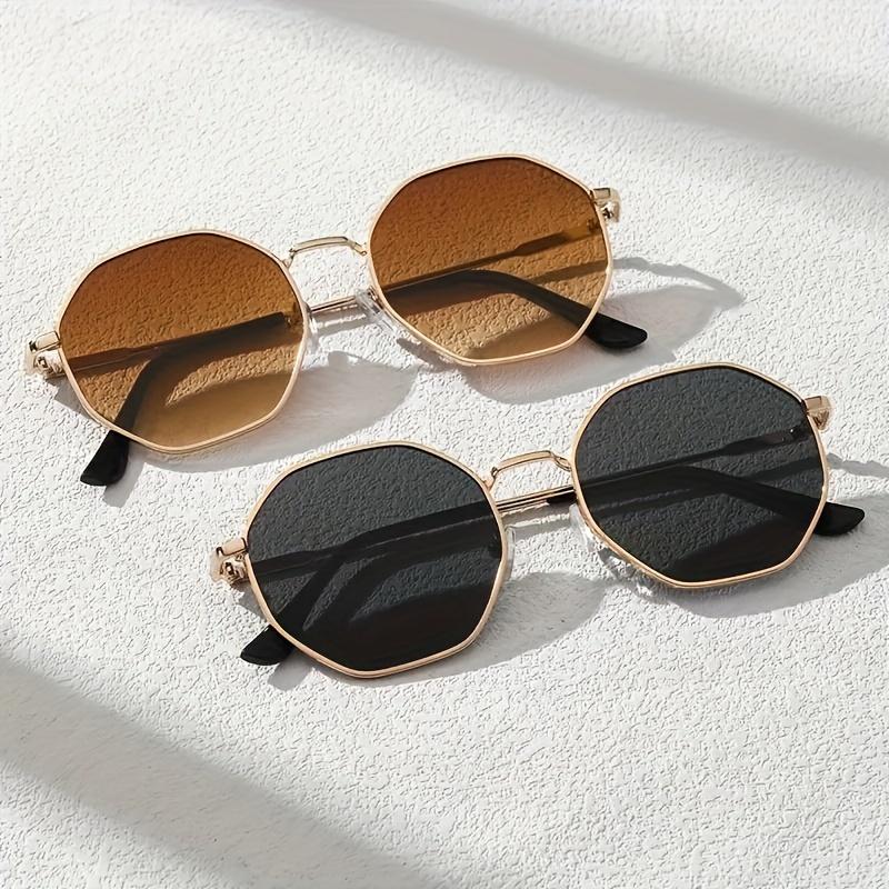2PCS Unisex Simple round Frame Fashion Glasses Suitable for Daily Wear Photography Driving Return to School Use
2PCS Unisex Simple round Frame Fashion Glasses Suitable for Daily Wear Photography Driving Return to School Use