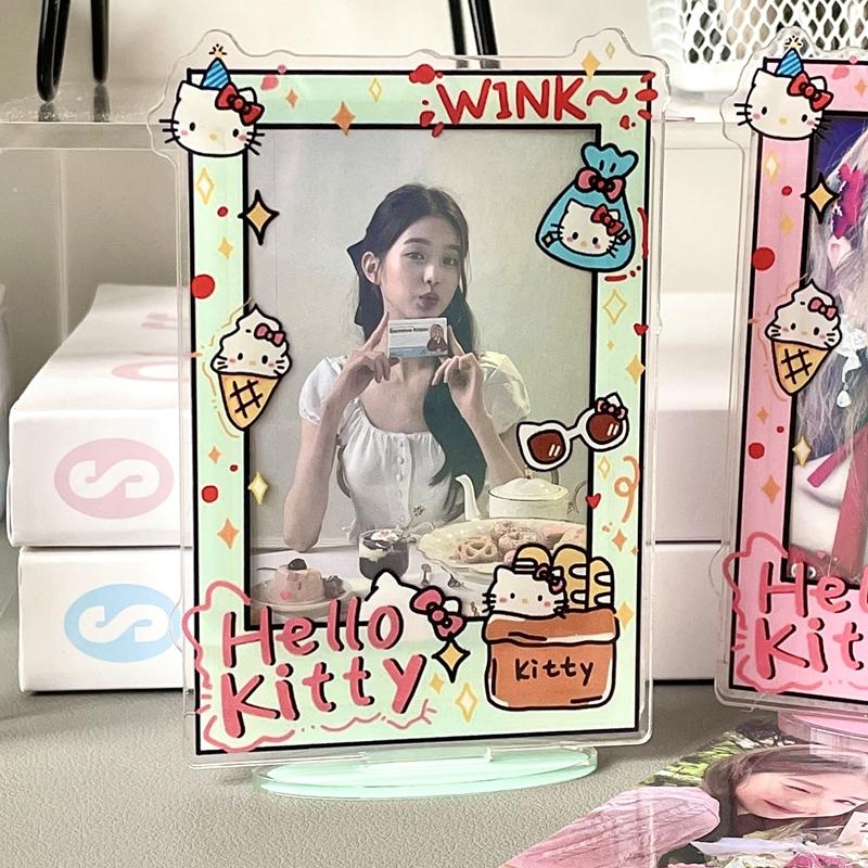 Hello Kitty 3inch Photocard Holder Kpop Card Acrylic Display Stand Cute KT Photo Frame Cartoon Style Photocards Protect Stands
Hello Kitty 3inch Photocard Holder Kpop Card Acrylic Display Stand Cute KT Photo Frame Cartoon Style Photocards Protect Stands
