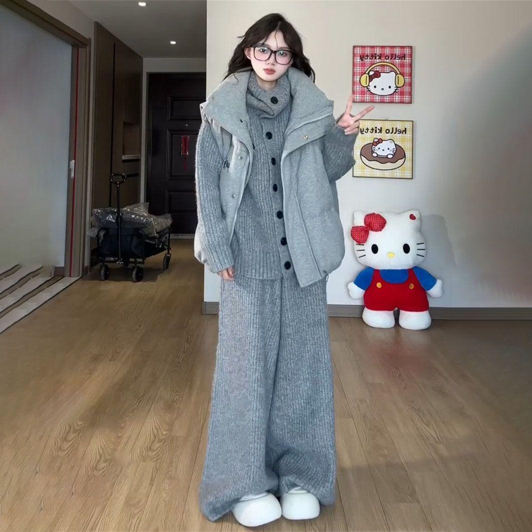 Korean Style Women s Grey Vest Cotton Jacket, High-Neck Knit Cardigan, and Casual Wide-Leg Pants Set S (75-95 lbs)
Korean Style Women s Grey Vest Cotton Jacket, High-Neck Knit Cardigan, and Casual Wide-Leg Pants Set S (75-95 lbs)