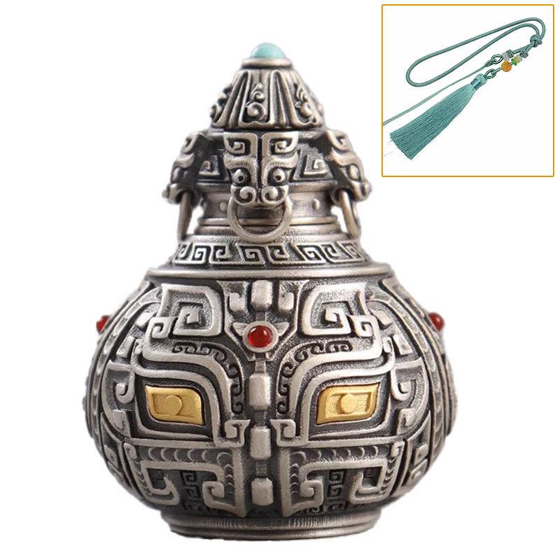 Mystical Taotie & Gourd Keychain, Tibetan Silver Car Key Decor, Chinese Retro Engraved Pendant for Cars (Lucky Charm)
Mystical Taotie & Gourd Keychain, Tibetan Silver Car Key Decor, Chinese Retro Engraved Pendant for Cars (Lucky Charm)