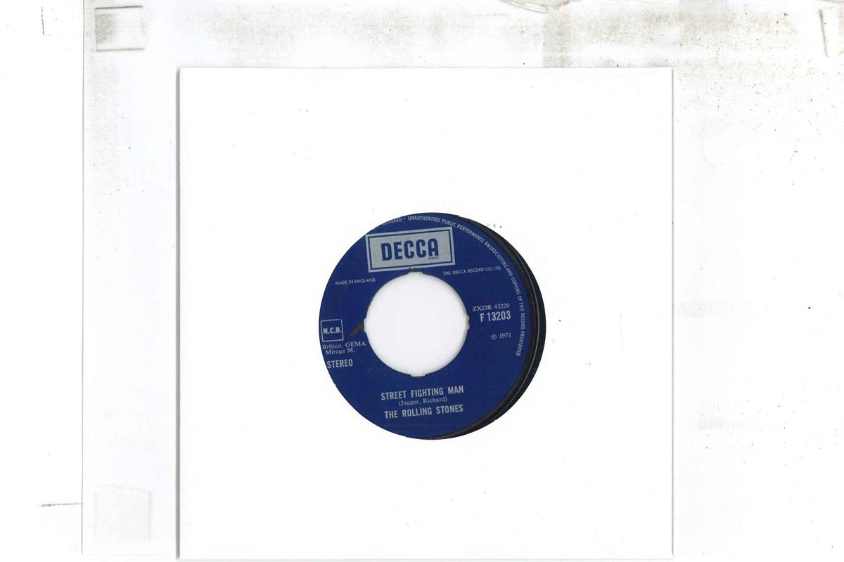 7-дюймовая пластинка ROLLING STONES - Street Fighting Man / Surprise Surp F13203 DECCA 1971 UK Рок Б/У
7-дюймовая пластинка ROLLING STONES - Street Fighting Man / Surprise Surp F13203 DECCA 1971 UK Рок Б/У