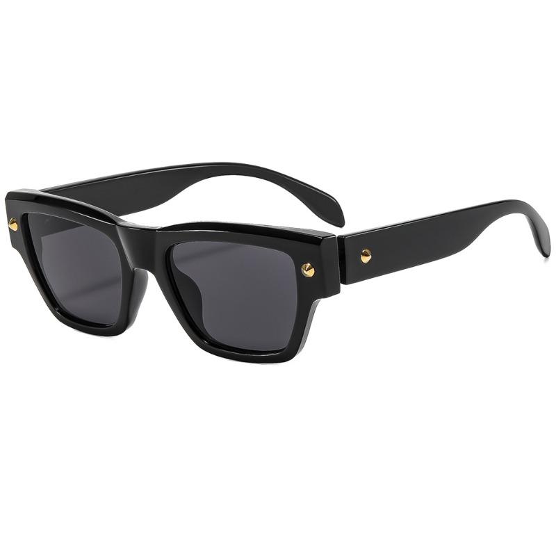 New Retro Square Black Sunglasses for Men Women Outdoor Protection Gradient Shades UV400 Classic Trendy Driving Sun Glasses
New Retro Square Black Sunglasses for Men Women Outdoor Protection Gradient Shades UV400 Classic Trendy Driving Sun Glasses