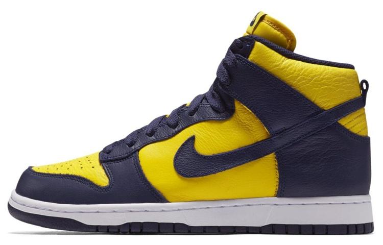 Nike Dunk High Michigan 850477-700 39
Nike Dunk High Michigan 850477-700 39