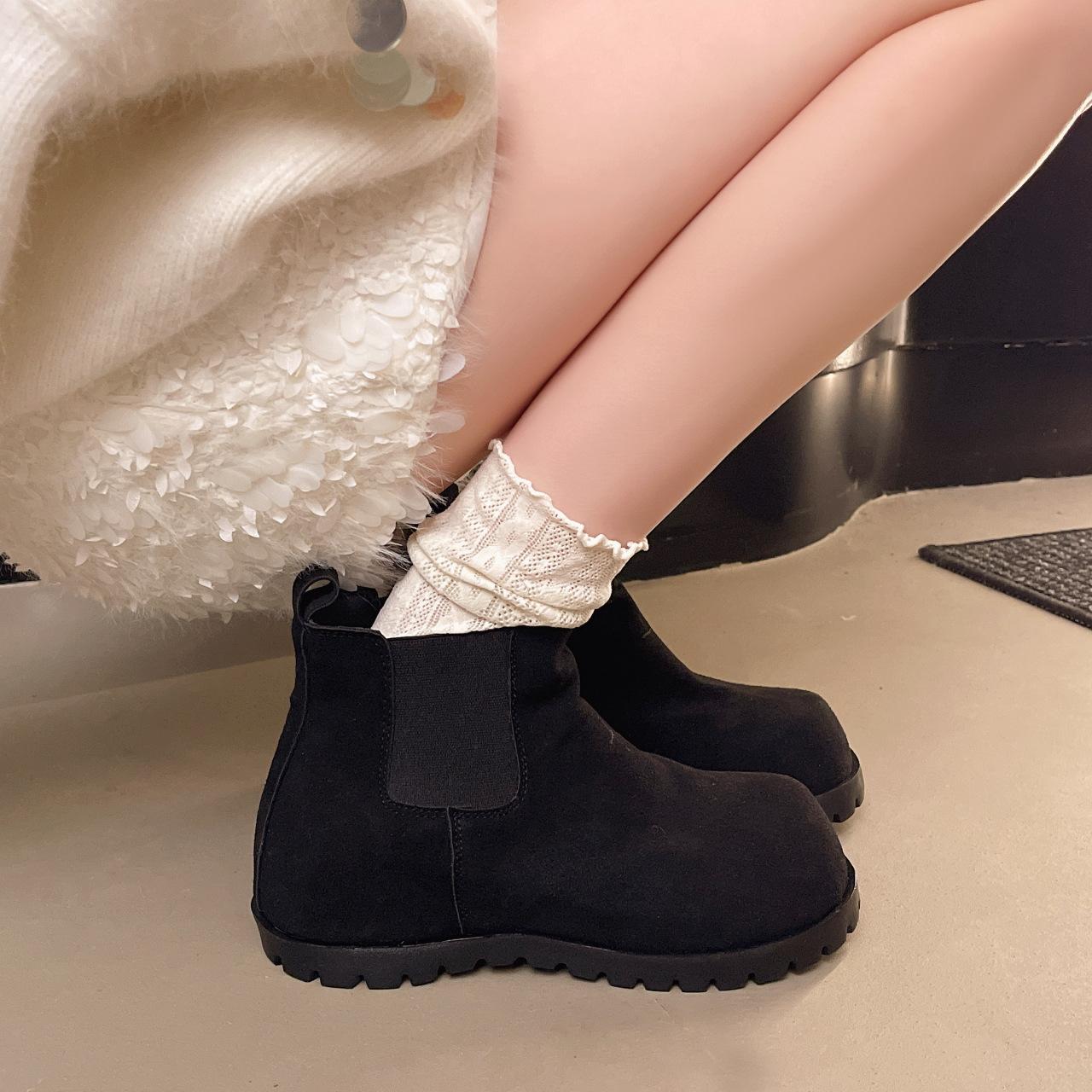 European Station Cowhide Edition~ Versatile Inner Height Increase Genuine Leather Chelsea Boots Women s Frosted Leather Big Head Anti-Slip Ugly 40 чорний
European Station Cowhide Edition~ Versatile Inner Height Increase Genuine Leather Chelsea Boots Women s Frosted Leather Big Head Anti-Slip Ugly 40 чорний