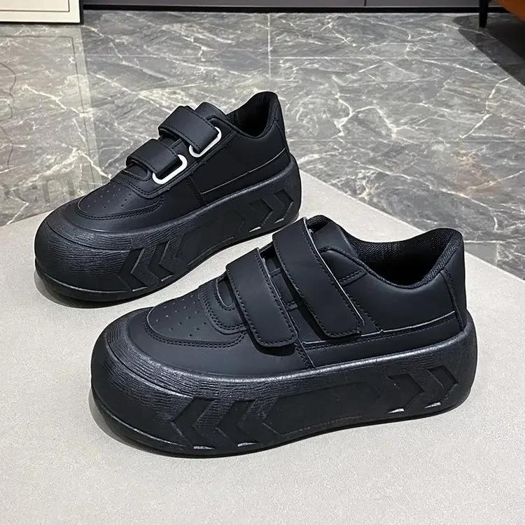 Модные женские туфли на толстой подошве, весенние маленькие белые туфли, увеличивающие рост, спортивные женские туфли для отдыха с большим носком 35 чёрный
Модные женские туфли на толстой подошве, весенние маленькие белые туфли, увеличивающие рост, спортивные женские туфли для отдыха с большим носком 35 чёрный