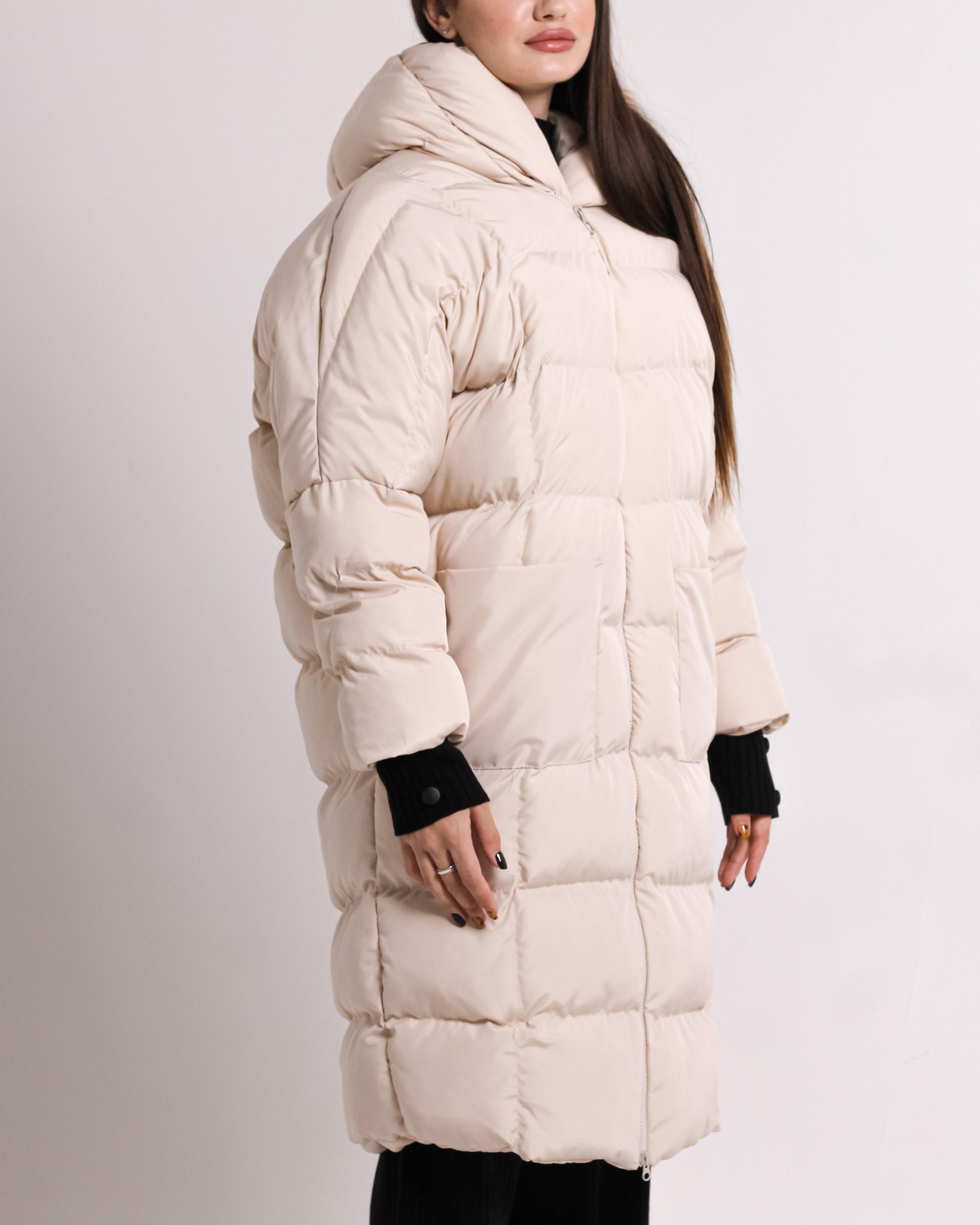 Пальто з поясом Avrile 10325 Світло-бежевий One Size бежевий
Пальто з поясом Avrile 10325 Світло-бежевий One Size бежевий