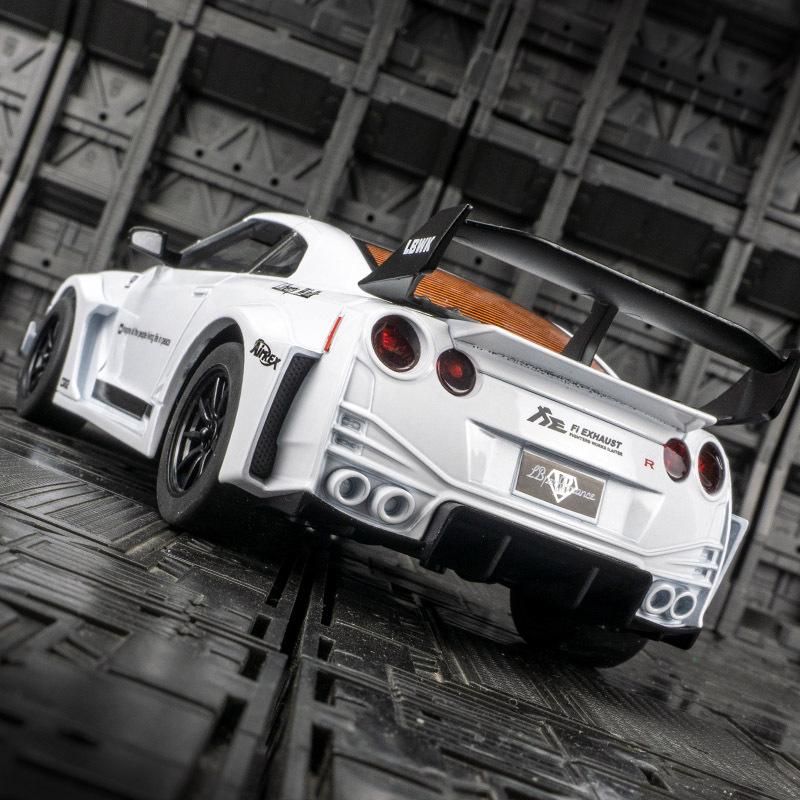 Черная Мамба H2053 Модель Суперкара из Сплава Nissan GTR с Инерционным Механизмом, Звуковыми и Световыми Эффектами Игрушечная Машина.
Черная Мамба H2053 Модель Суперкара из Сплава Nissan GTR с Инерционным Механизмом, Звуковыми и Световыми Эффектами Игрушечная Машина.