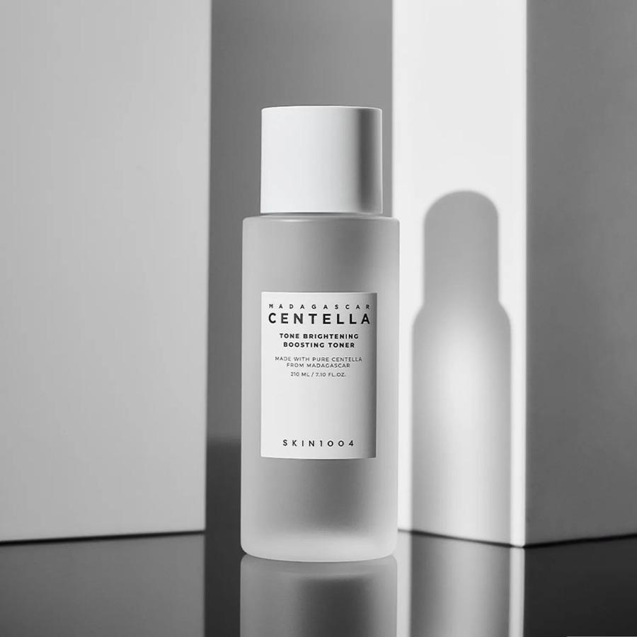 SKIN1004 Madagascar Centella Tone Brightening Boosting Toner 210ml Toner 210ml
SKIN1004 Madagascar Centella Tone Brightening Boosting Toner 210ml Toner 210ml