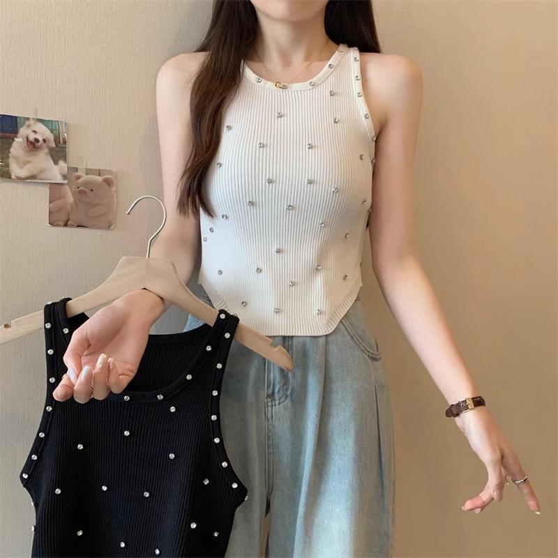 Beaded Fashion Camisole - Women s Knit Slim Fit Sleeveless Summer Top One size fits up to 125 lbs белый
Beaded Fashion Camisole - Women s Knit Slim Fit Sleeveless Summer Top One size fits up to 125 lbs белый