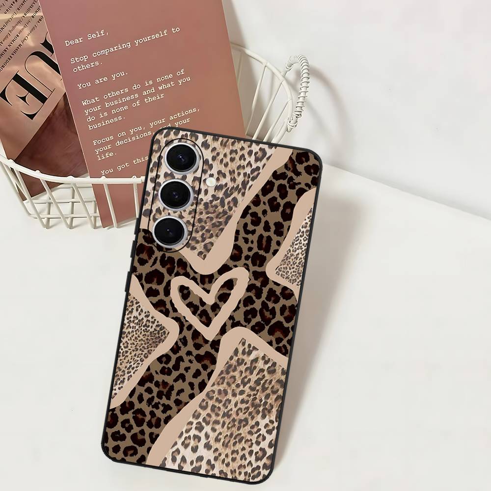 Leopard Cheetah Print Phone Case For Samsung S 24 Fe 25 Ultra Plus 20 Lite 21 30 22 23 24 22 Ultra 5G Fundas Samsung S21Ultra
Leopard Cheetah Print Phone Case For Samsung S 24 Fe 25 Ultra Plus 20 Lite 21 30 22 23 24 22 Ultra 5G Fundas Samsung S21Ultra