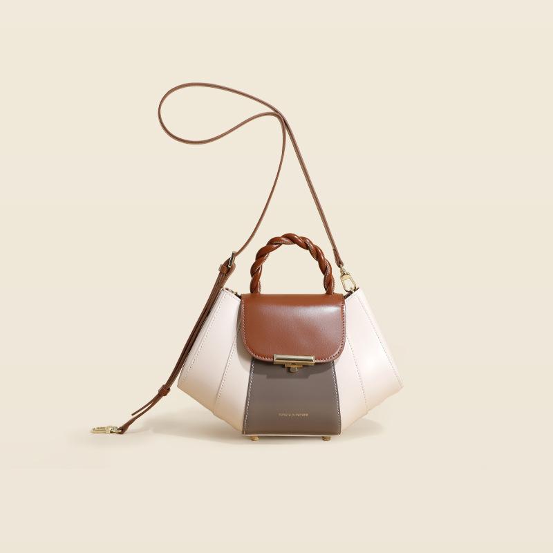 Genuine Leather Luxury Bag For Women Designer Handbag Summer Shoulder Messenger Bag Ladies Tote Bag Crossbody Purses
Genuine Leather Luxury Bag For Women Designer Handbag Summer Shoulder Messenger Bag Ladies Tote Bag Crossbody Purses