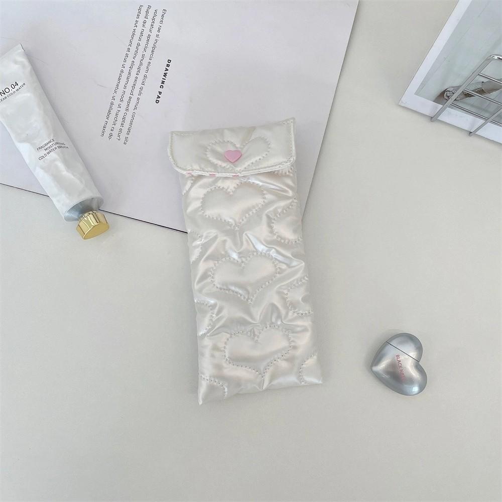 Легкий глянцевый чехол для очков с застежкой-кнопкой, хлопковый чехол для очков, устойчивый к царапинам, противоударный, сумка для хранения солнцезащитных очков бежевый
Легкий глянцевый чехол для очков с застежкой-кнопкой, хлопковый чехол для очков, устойчивый к царапинам, противоударный, сумка для хранения солнцезащитных очков бежевый