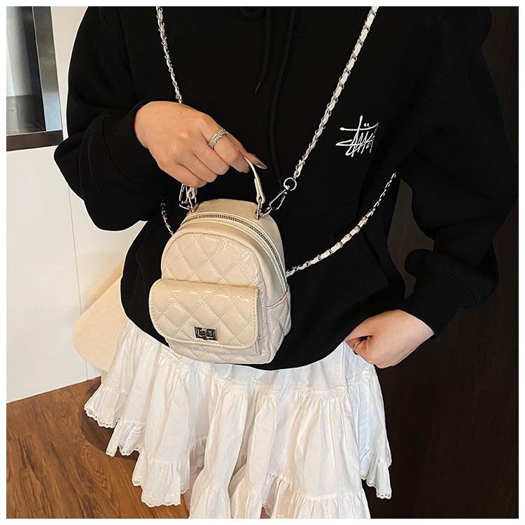 Niche design casual trend bag women s 2025 new fashion personality backpack handbag червоний
Niche design casual trend bag women s 2025 new fashion personality backpack handbag червоний