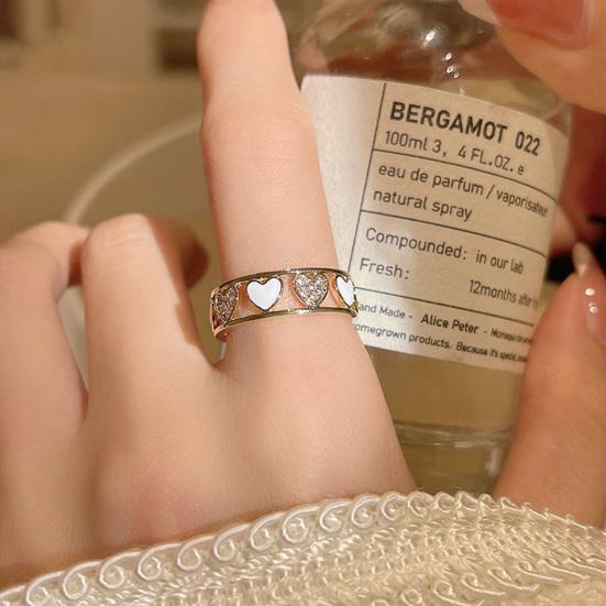 Красивое открытое кольцо, приятная гальваника, легкий вес