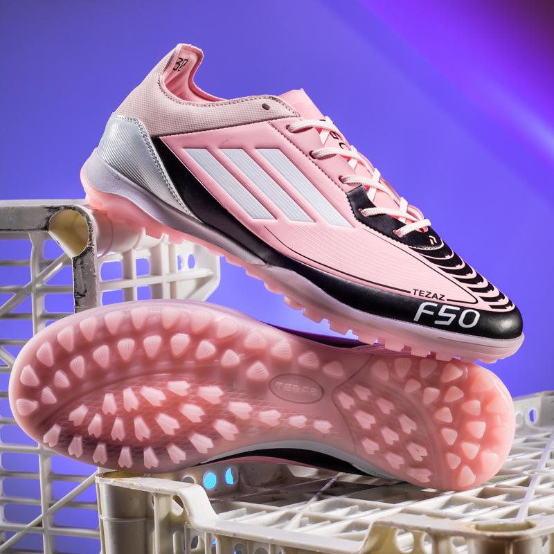 F50 Putian youth football shoes student long nails men s and women s broken nails training shoes footballshoes 35
F50 Putian youth football shoes student long nails men s and women s broken nails training shoes footballshoes 35