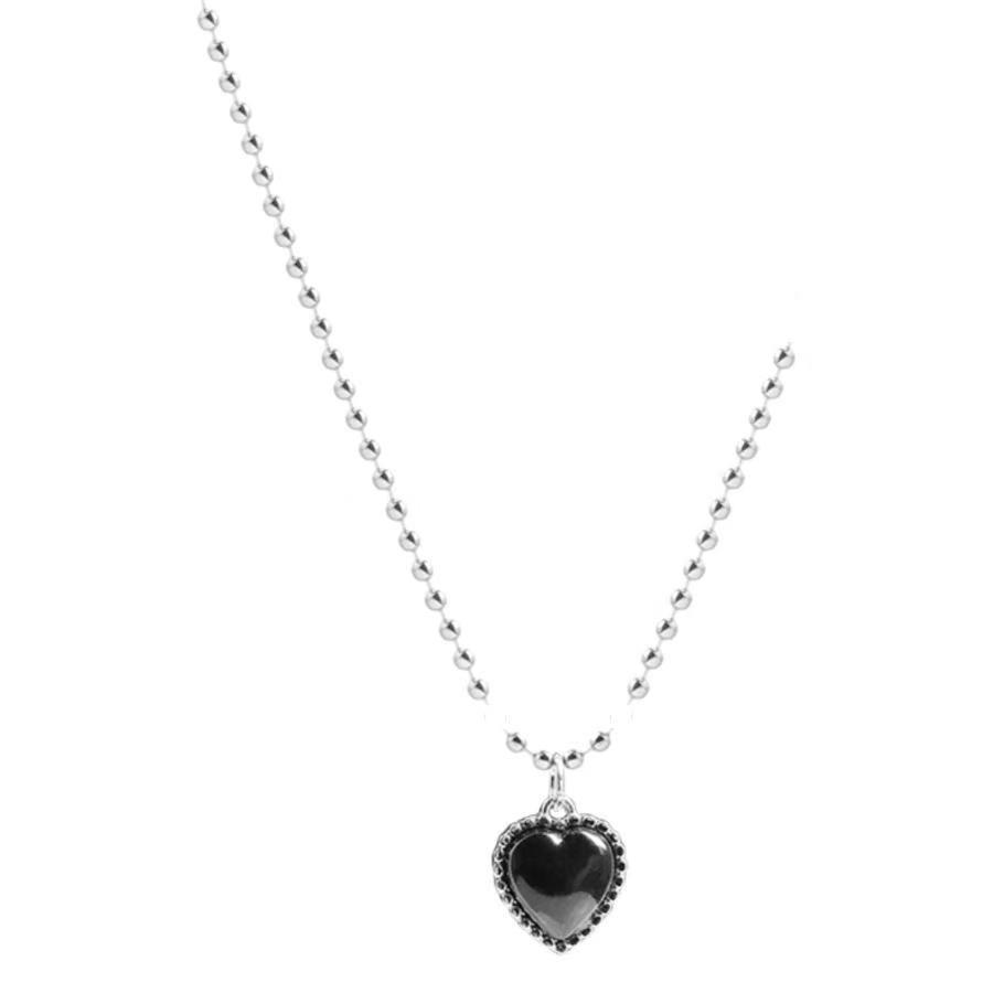 Japan and South Korea ins new product pendant necklace black love titanium steel necklace simple temperament personalized sweater chain accessories
Japan and South Korea ins new product pendant necklace black love titanium steel necklace simple temperament personalized sweater chain accessories