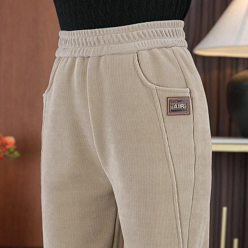 2024 Autumn/Winter Women s High Waist Fleece-Lined Harem Pants - Warm, Slimming, Casual, Thickened, and Fashionable. S 70-90 lbs
2024 Autumn/Winter Women s High Waist Fleece-Lined Harem Pants - Warm, Slimming, Casual, Thickened, and Fashionable. S 70-90 lbs