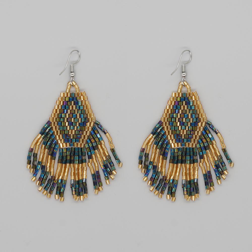 Серьги-кисточки ручной работы в стиле ретро в стиле бохо
Серьги-кисточки ручной работы в стиле ретро в стиле бохо