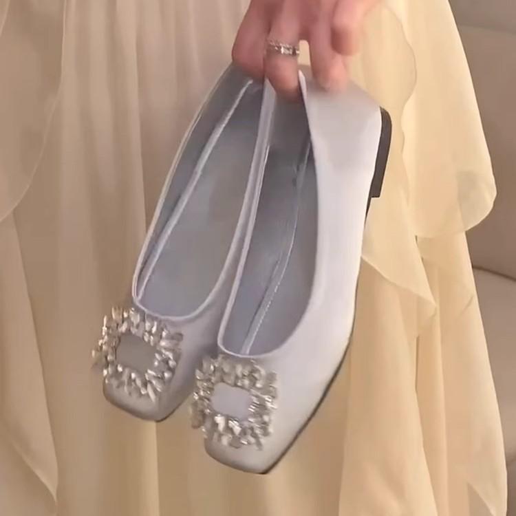 Spring French single shoes pregnant women are not tired feet soft soles engagement shoes 2025 new gentle commuting versatile flat shoes 34
Spring French single shoes pregnant women are not tired feet soft soles engagement shoes 2025 new gentle commuting versatile flat shoes 34