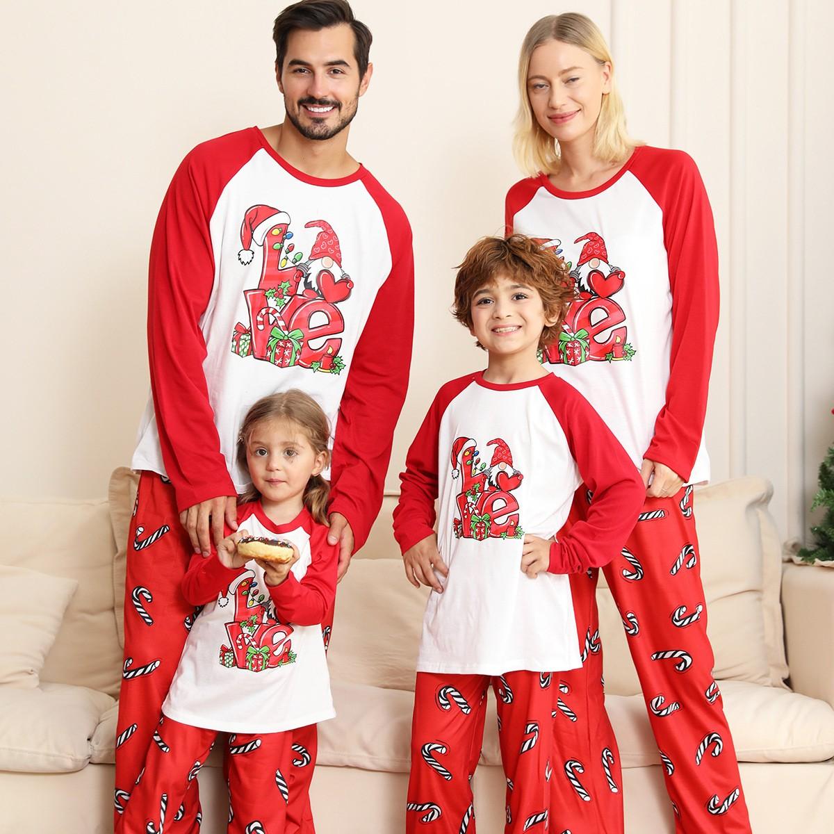 Men Christmas Merry Christmas LOVE Prints Family Matching Long Sleeve Tops+Pants Set
Men Christmas Merry Christmas LOVE Prints Family Matching Long Sleeve Tops+Pants Set