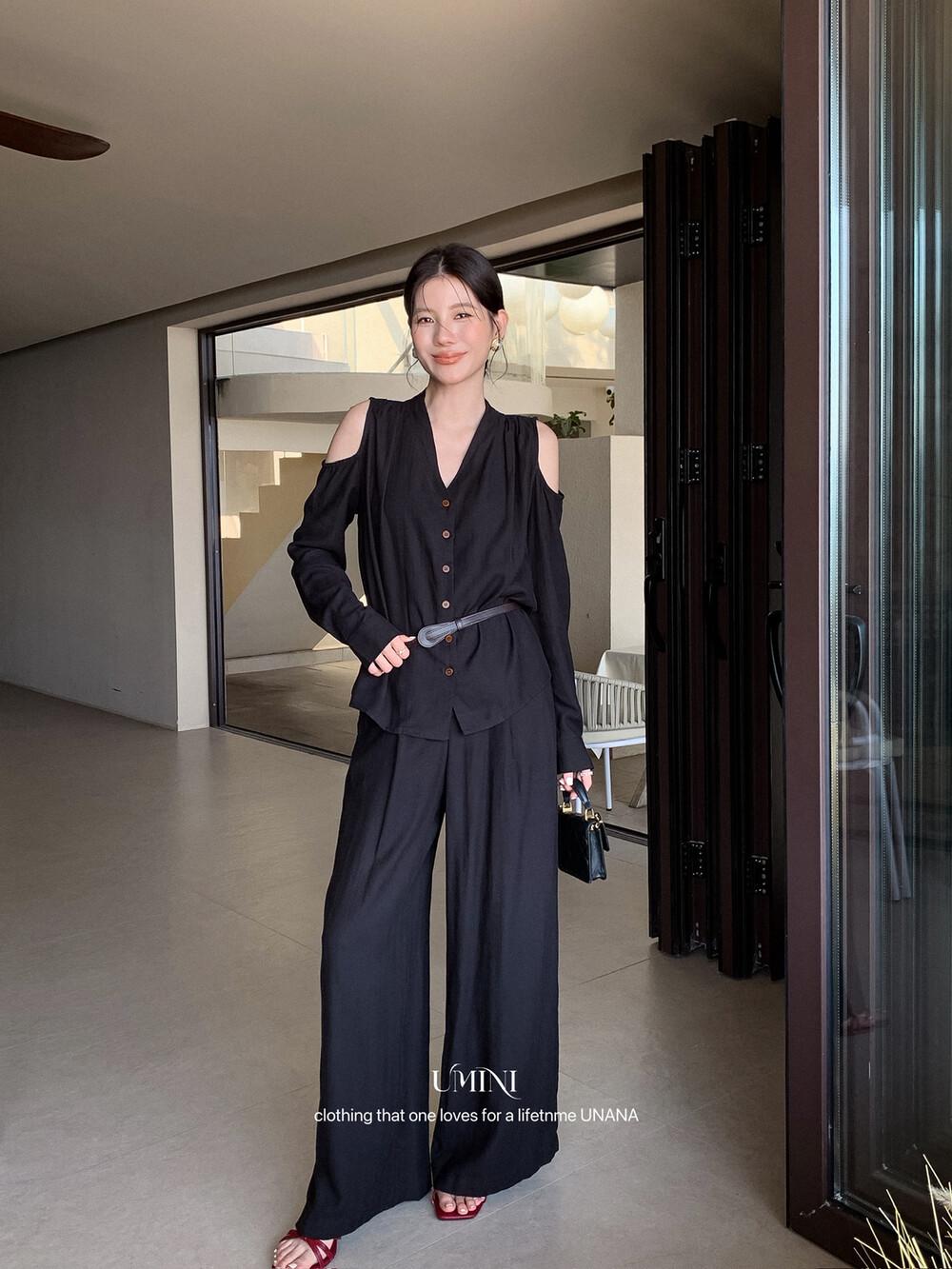 U+MINI Thirteen Lines F9161: Old Money V-neck Shirt & Wide-Leg Pants Set L
U+MINI Thirteen Lines F9161: Old Money V-neck Shirt & Wide-Leg Pants Set L