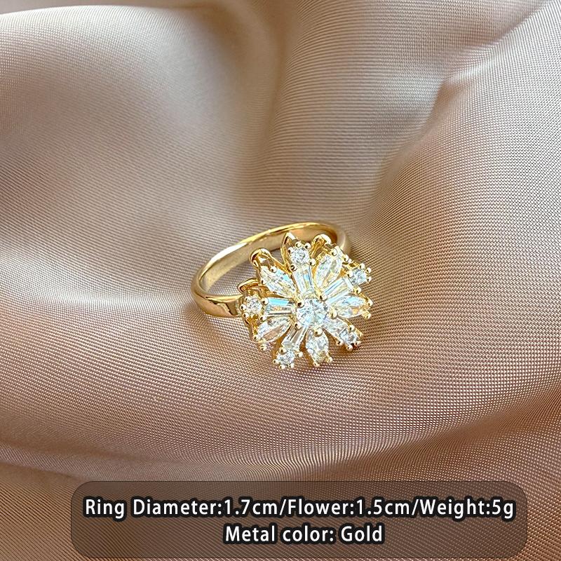 Autumn and Winter New Design: Rotating Snowflake Open Rings For 2026 Women s Luxury Jewelry Christmas Classic Finger Accessories
Autumn and Winter New Design: Rotating Snowflake Open Rings For 2026 Women s Luxury Jewelry Christmas Classic Finger Accessories