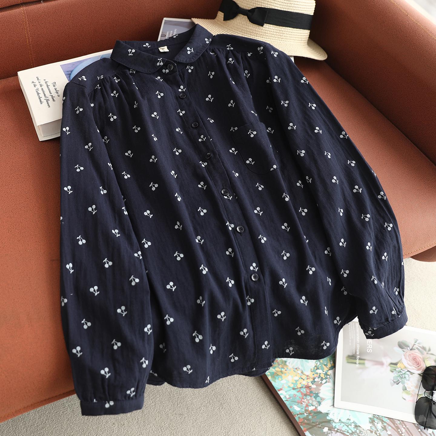 Spring Cherry Print Cotton Gauze Long Sleeve Shirt - Women s Loose Fit Cardigan One Size темно-синього кольору
Spring Cherry Print Cotton Gauze Long Sleeve Shirt - Women s Loose Fit Cardigan One Size темно-синього кольору